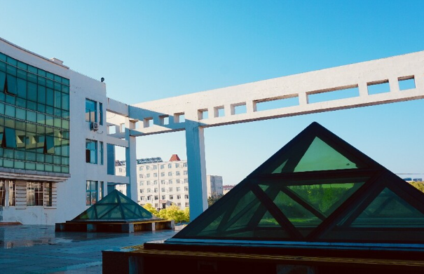 秦皇岛大专学校排名一览表 秦皇岛大专分数线多少