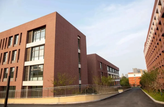 2024青岛的专科学校排名 450分能上青岛什么大学