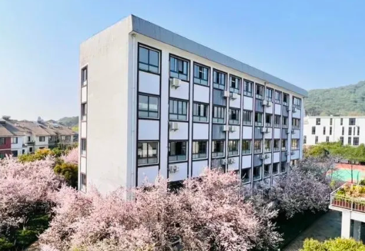 杭州优高中学校排名 杭州高中是划区报考吗